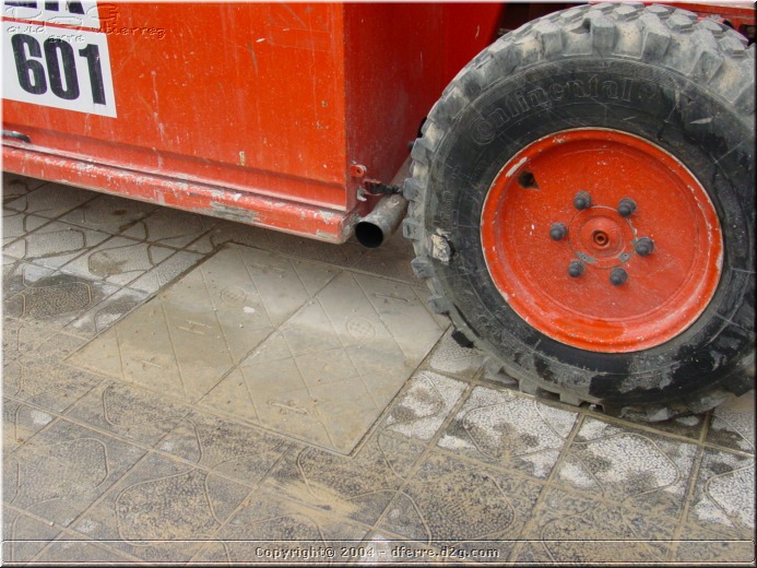 Una vez cargada.....

La siguiente foto se mostrará en 15 segundos.

Si no quieres esperar pulsa 