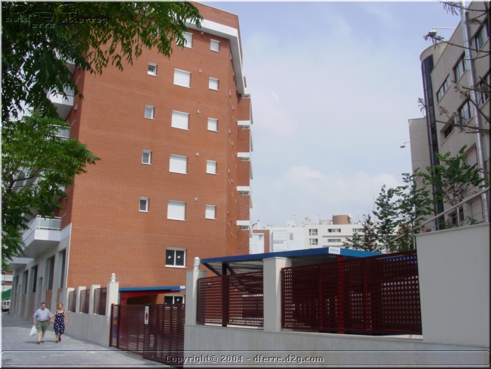 Una vez cargada.....

La siguiente foto se mostrará en 15 segundos.

Si no quieres esperar pulsa 
